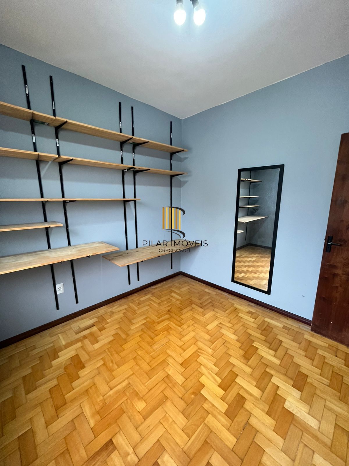 02 dormitórios no Centro, Rua Fernando Machado, com 59,26 m²