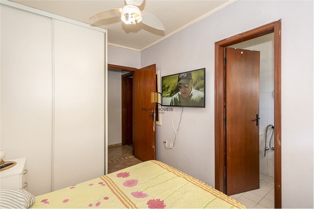 Casa 4 dormitórios no bairro Três Figueiras