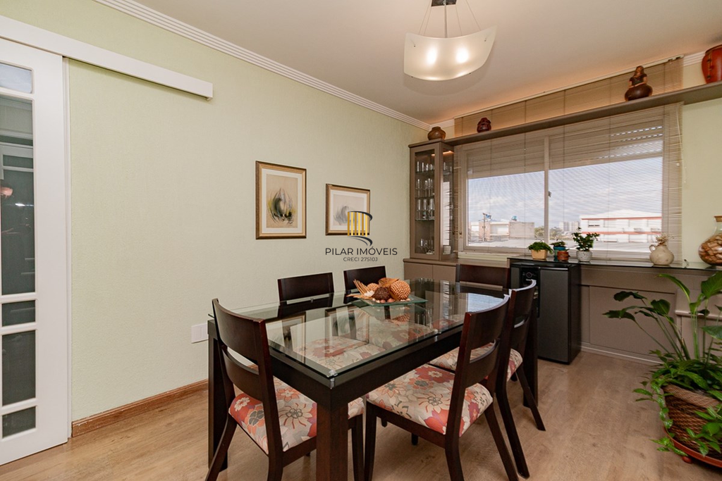 Apartamento 4 dormitórios no bairro Vila Ipiranga