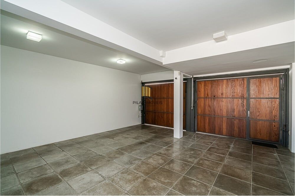 Casa 2 dormitórios no bairro Medianeira
