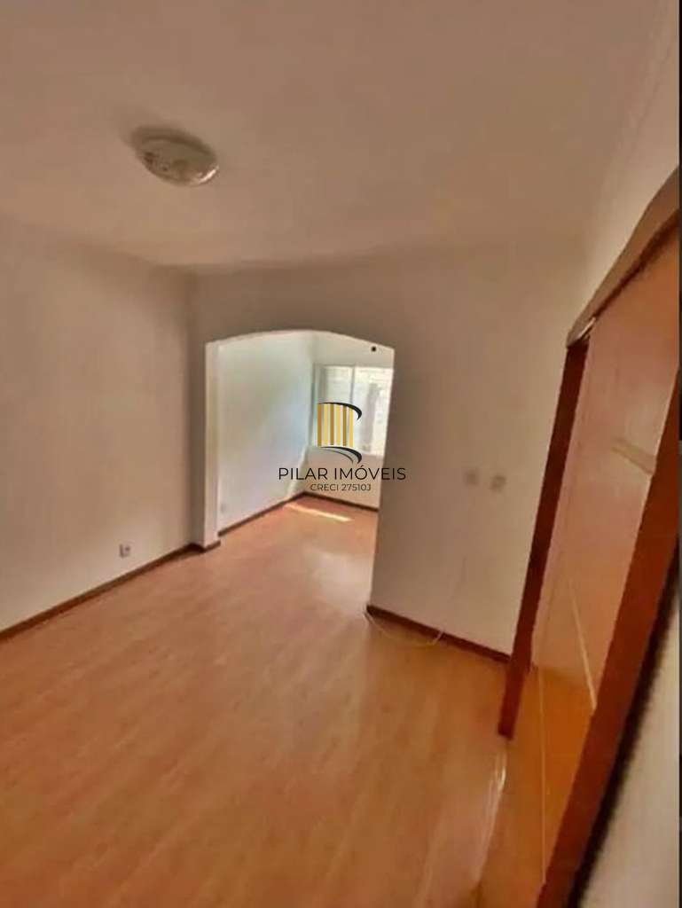 Casa 3 dormitórios no bairro Parque dos Maias