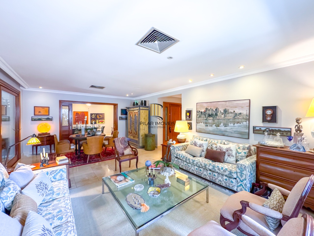 Apartamento 4 dormitórios no bairro Bela Vista