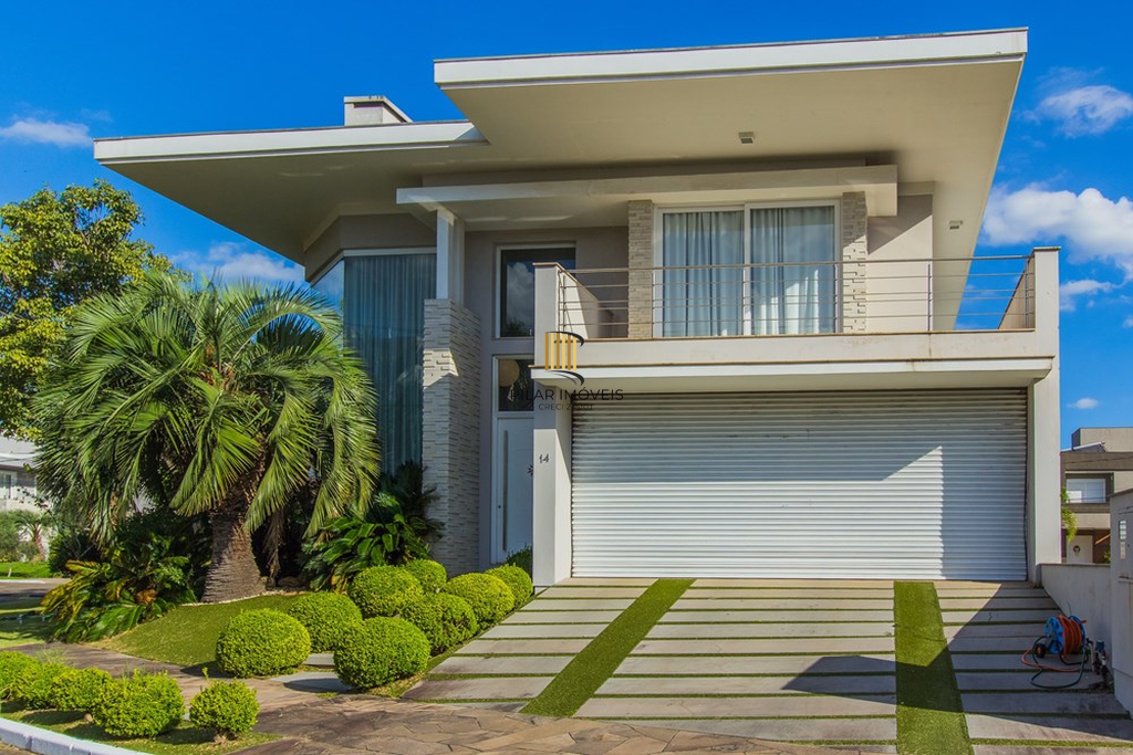 Casa 4 dormitórios no bairro Igara