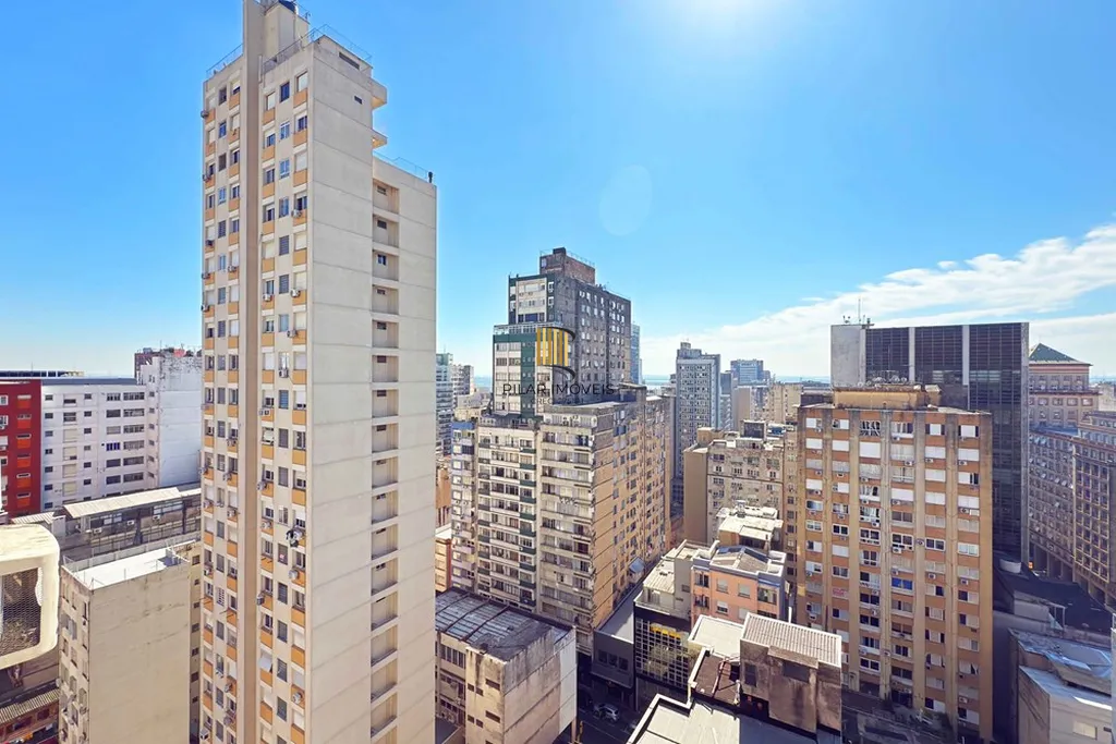 Apartamento 3 dormitórios no bairro Centro Histórico