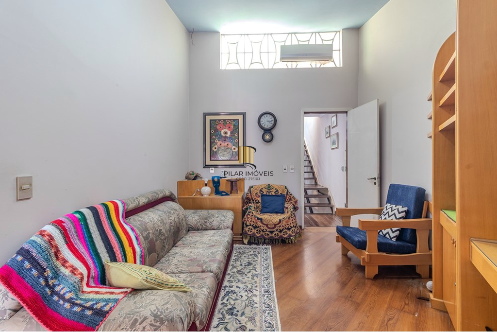 Casa 3 dormitórios no bairro Chácara das Pedras