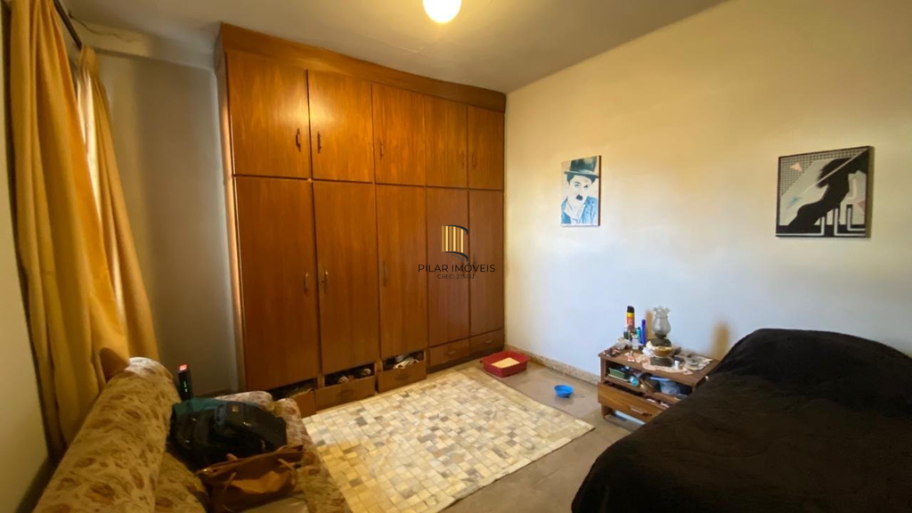 Casa 3 dormitórios no bairro Azenha