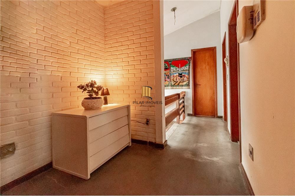 Casa 6 dormitórios no bairro Boa Vista