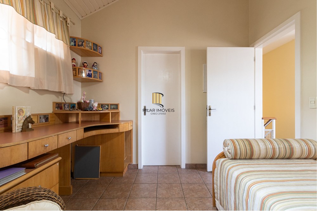 Casa de Condomínio 4 dormitórios no bairro Boa Vista