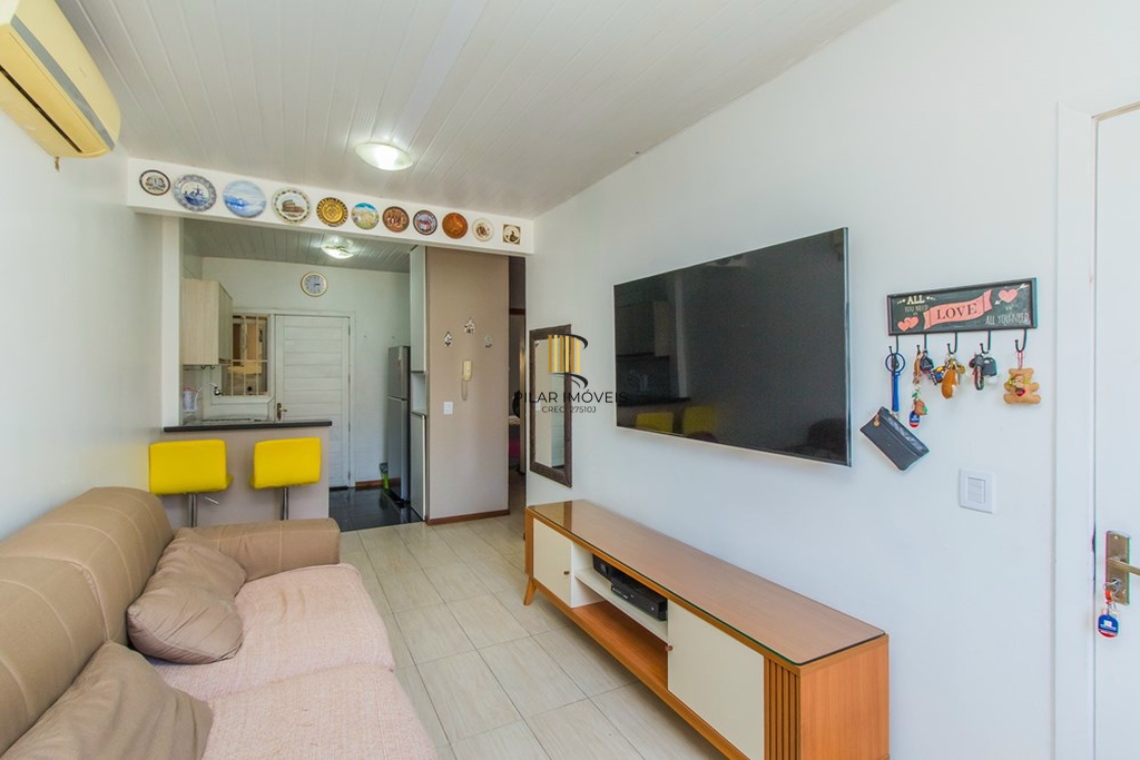 Casa de Condomínio 3 dormitórios no bairro Olaria