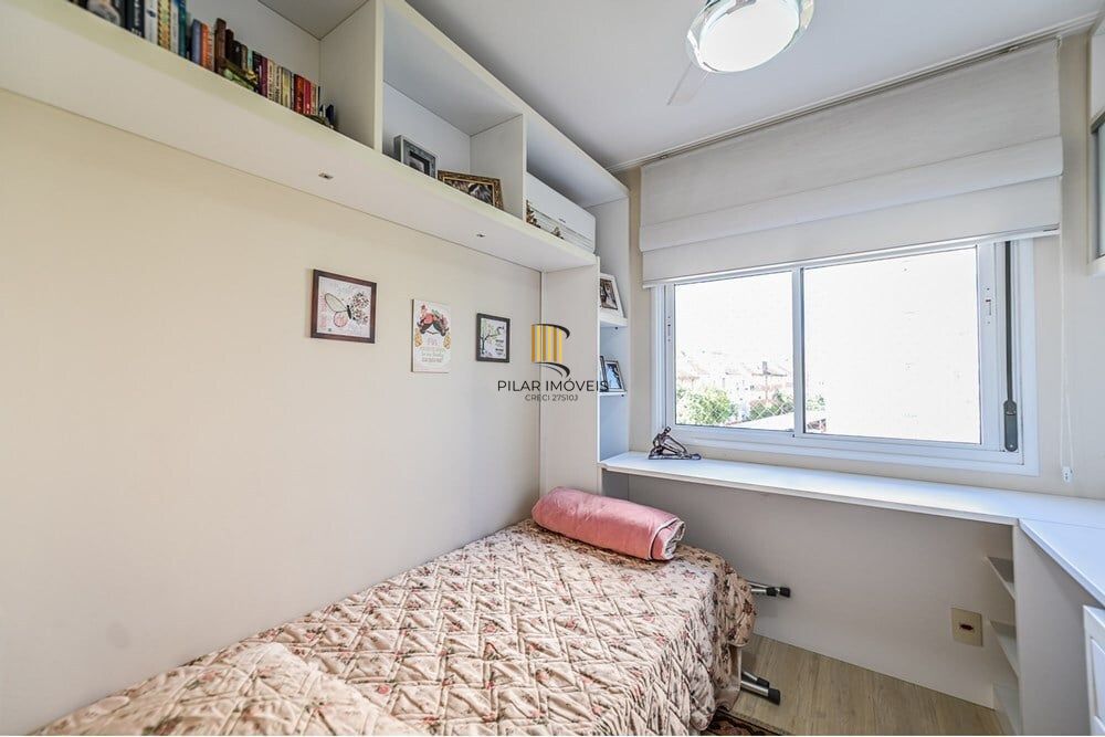 Apartamento 2 dormitórios no bairro Jardim Lindóia