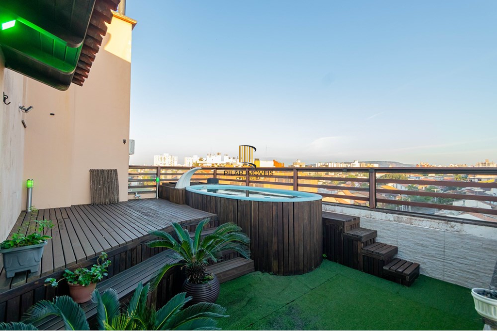 Cobertura 4 dormitórios no bairro Jardim Lindóia