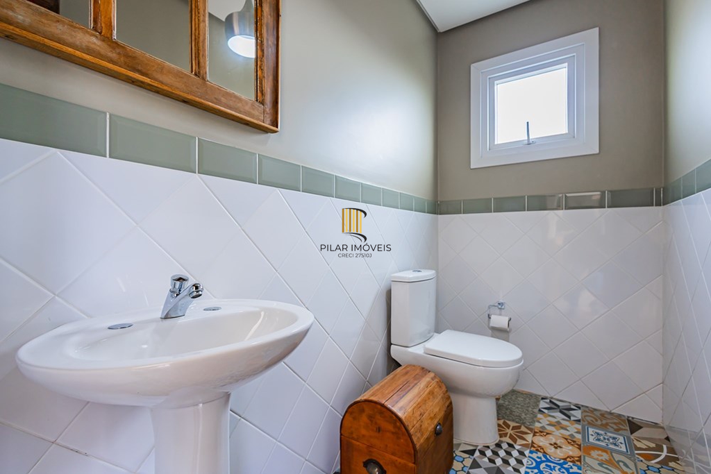 Casa 3 dormitórios no bairro Chácara das Pedras