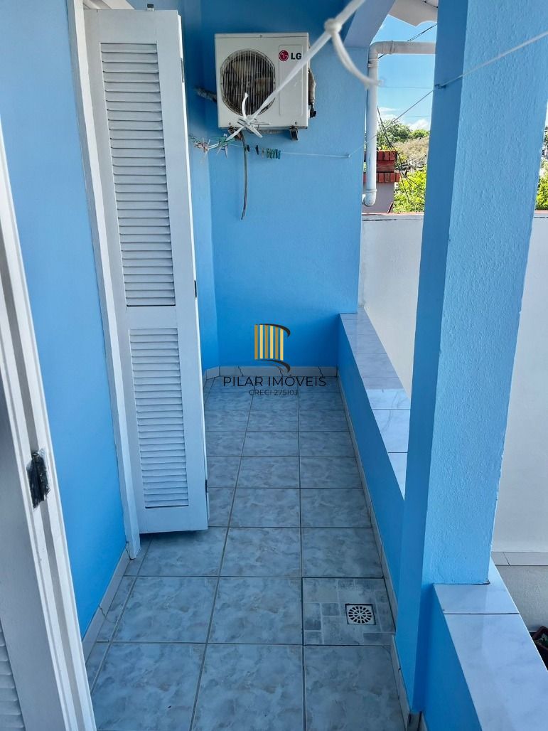 Sobrado 4 dormitórios no bairro Jardim Itu