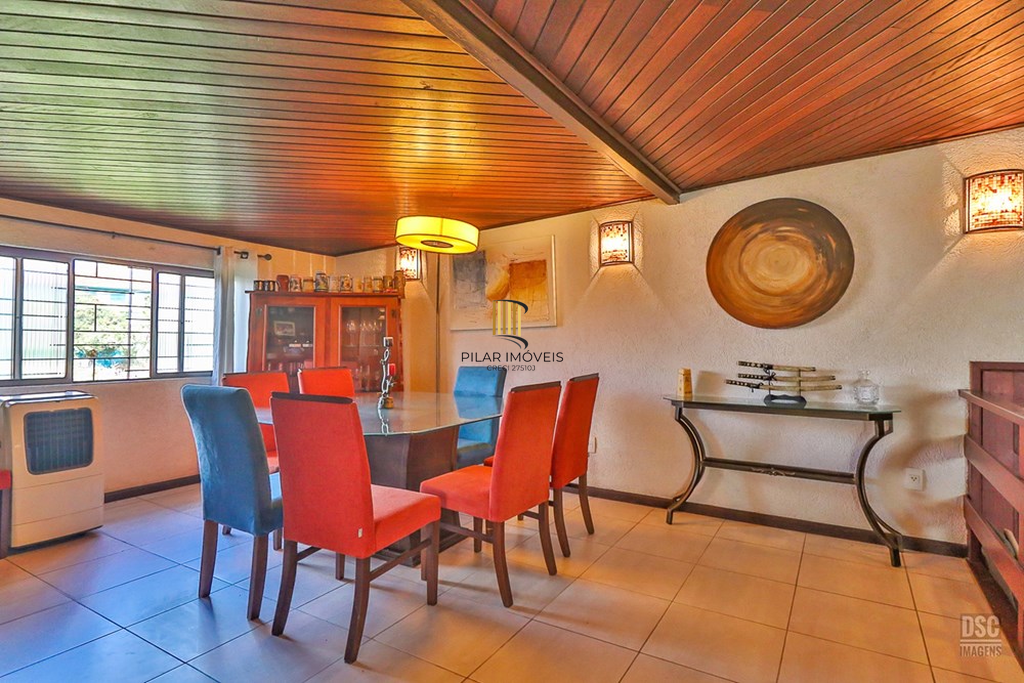 Casa 3 dormitórios no bairro Passo da Areia