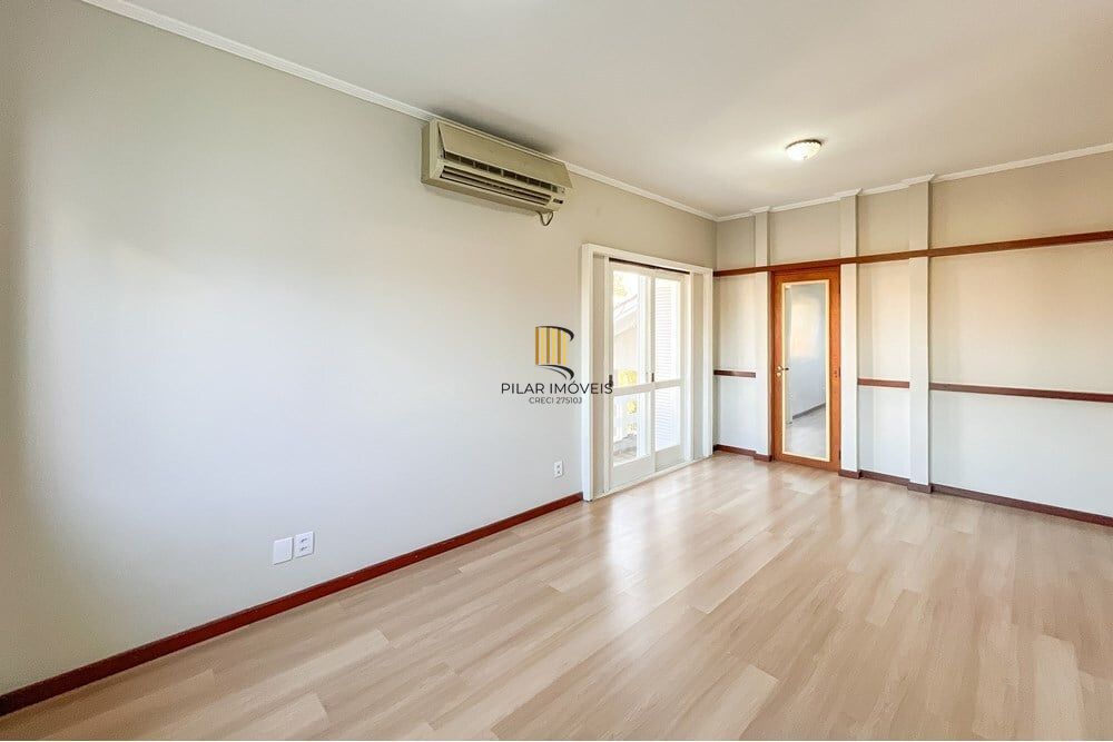 Apartamento 4 dormitórios no bairro Igara