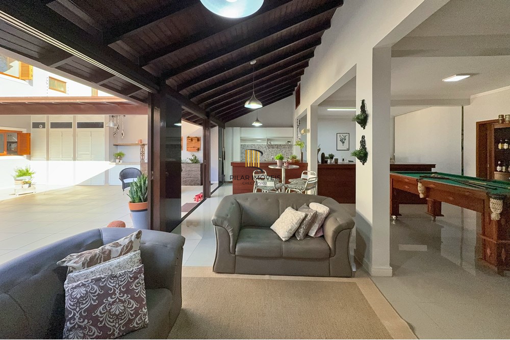 Casa 4 dormitórios no bairro São José