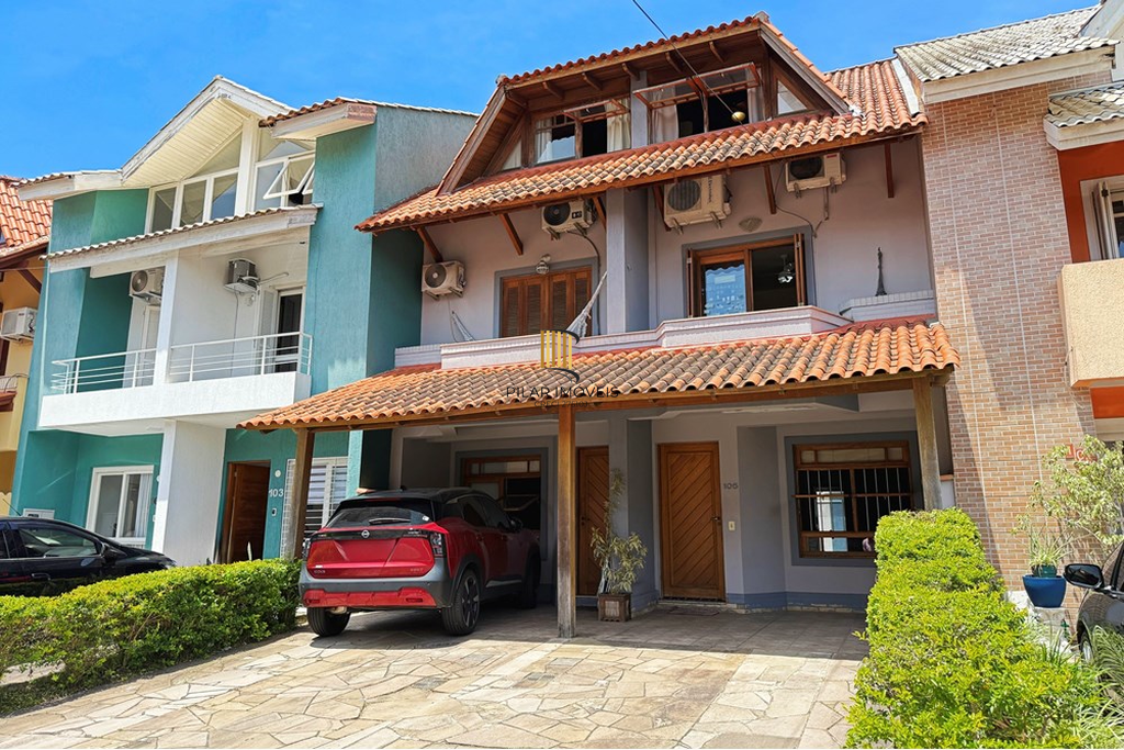 Casa de Condomínio 3 dormitórios no bairro Ipanema