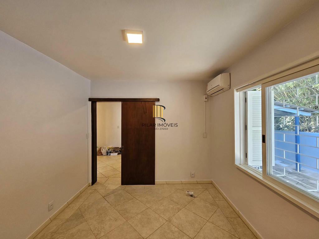 Casa 2 dormitórios no bairro Espírito Santo