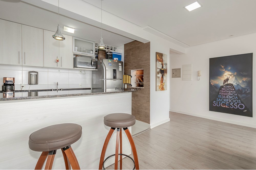 Apartamento 2 dormitórios no bairro Tristeza
