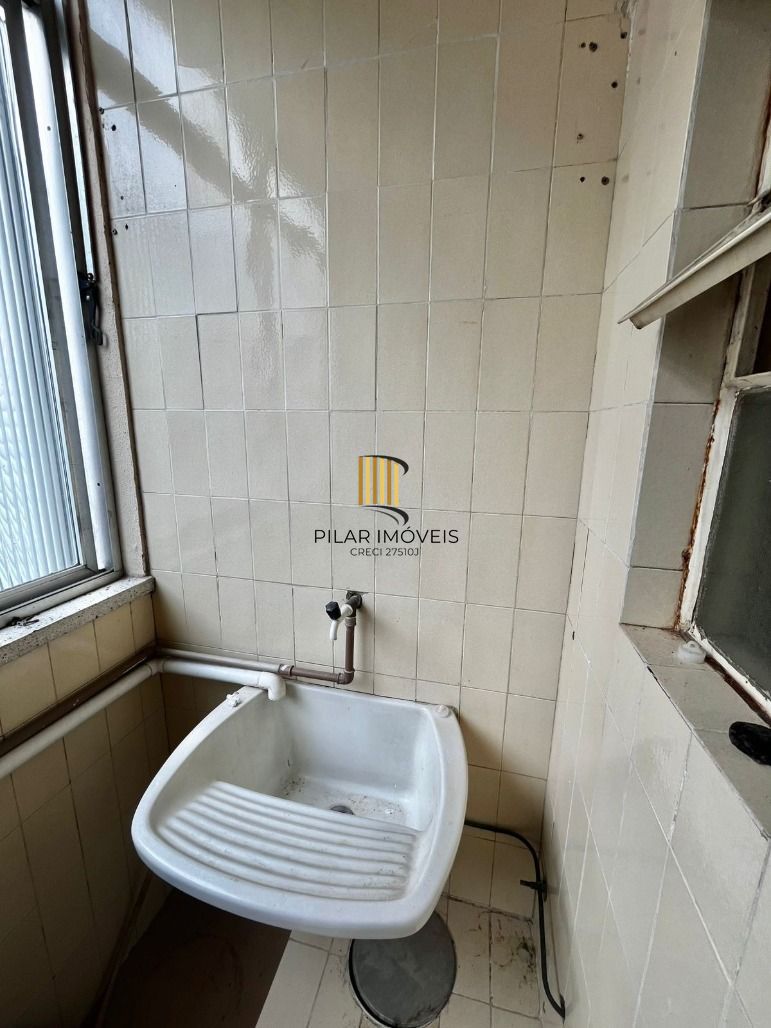 Apartamento 2 dormitórios no bairro Vila Ipiranga