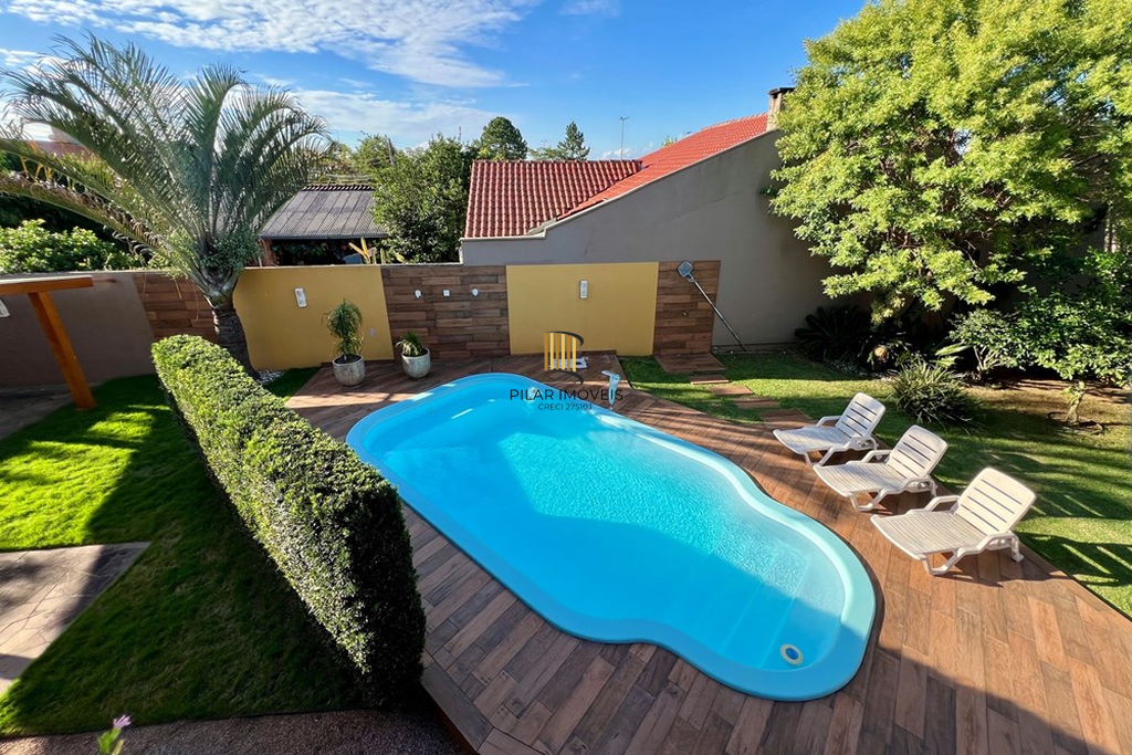 Casa 4 dormitórios no bairro Moinhos de Vento