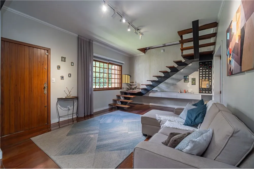 Casa 4 dormitórios no bairro Jardim Lindóia