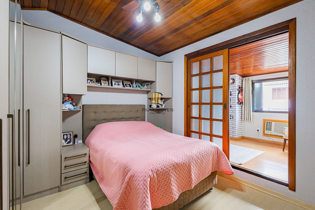 Casa de Condomínio 2 dormitórios no bairro Morro Santana