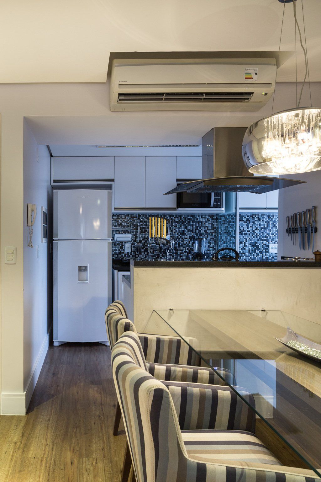 Apartamento 2 dormitórios no bairro Cidade Baixa