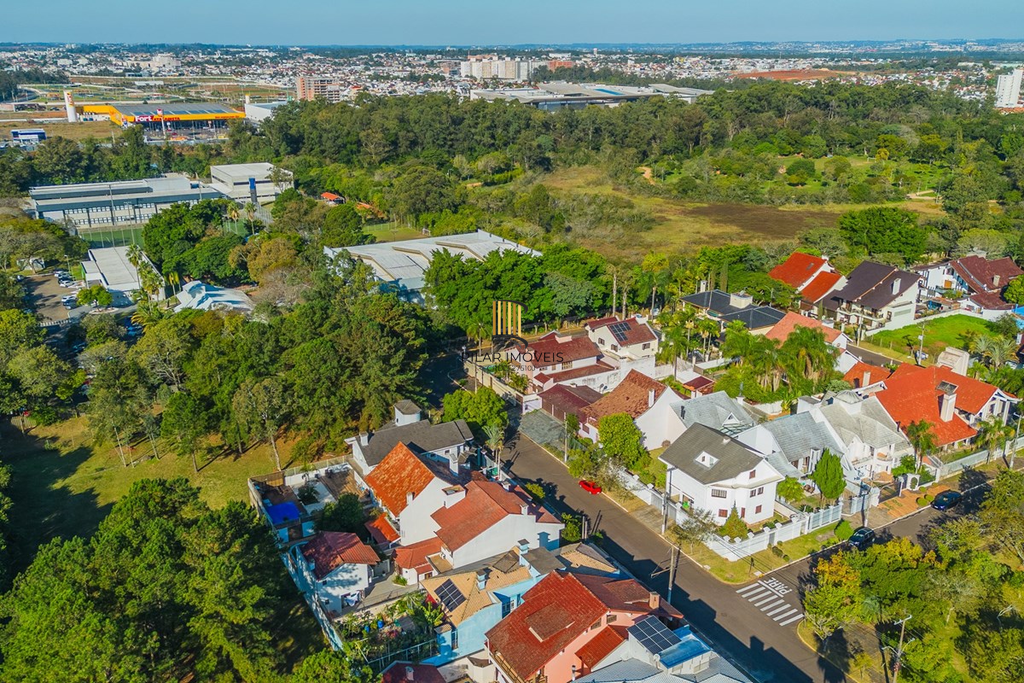 Casa 5 dormitórios no bairro Marechal Rondon