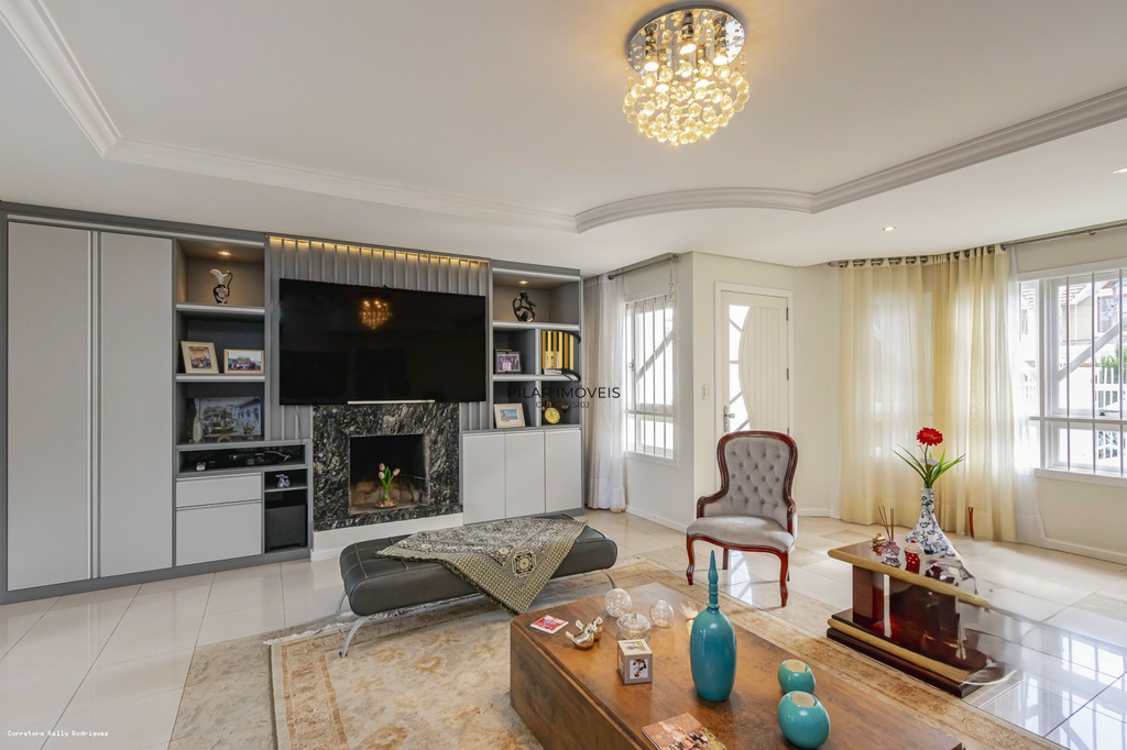 Casa 4 dormitórios no bairro Moinhos de Vento