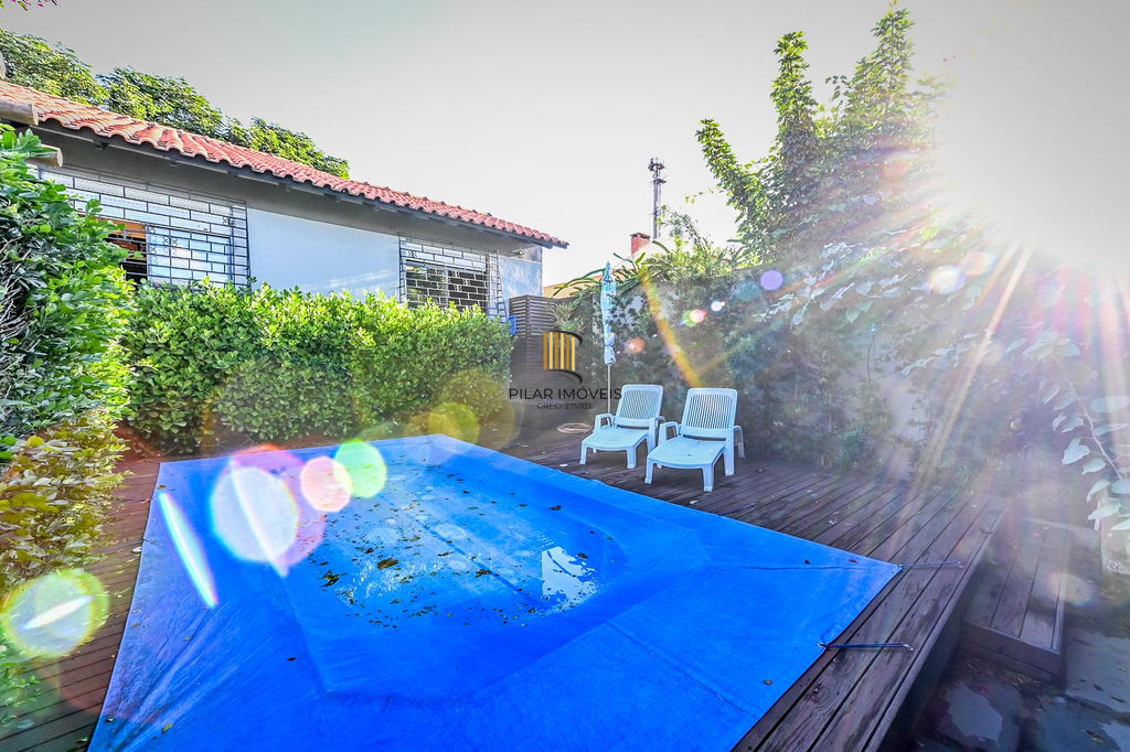 Casa 3 dormitórios no bairro Nonoai