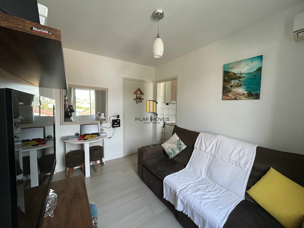 Apartamento 2 dormitórios no bairro Cavalhada