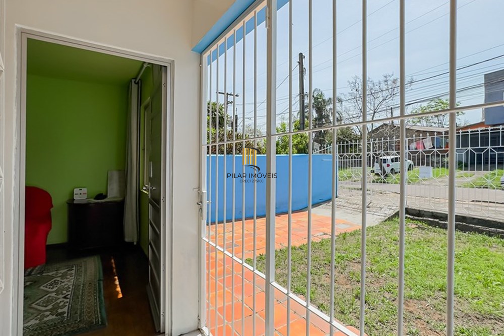 Casa 5 dormitórios no bairro Vila Jardim