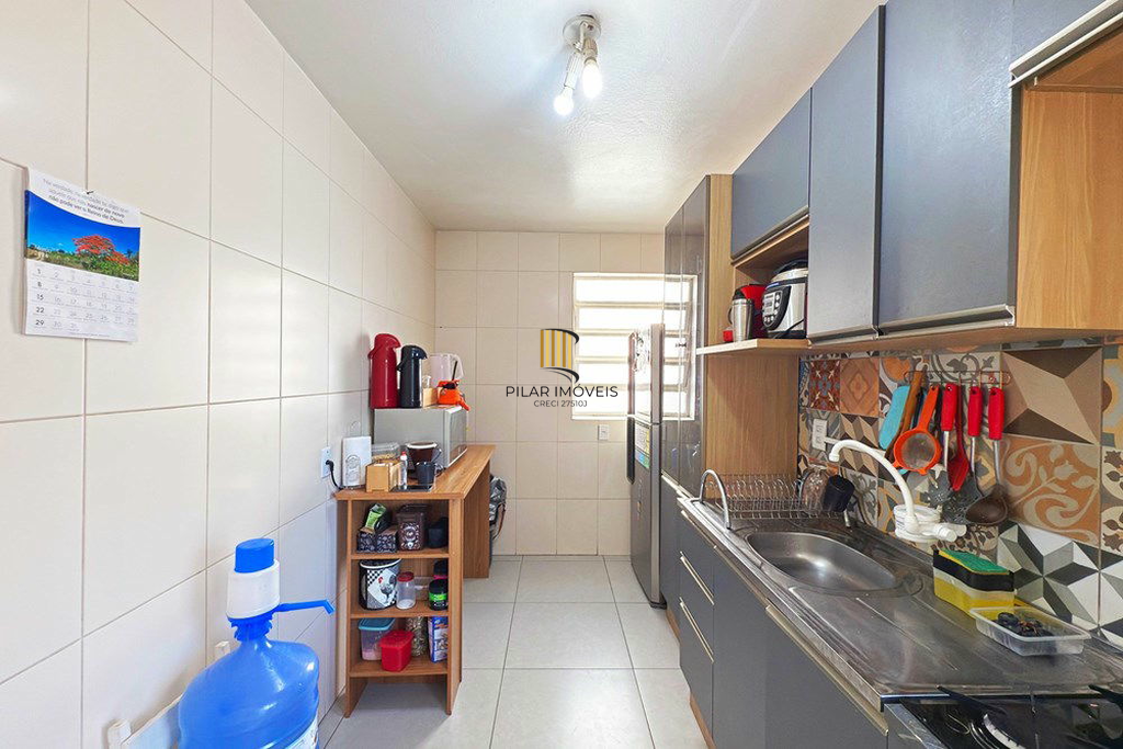 Apartamento 2 dormitórios no bairro Azenha
