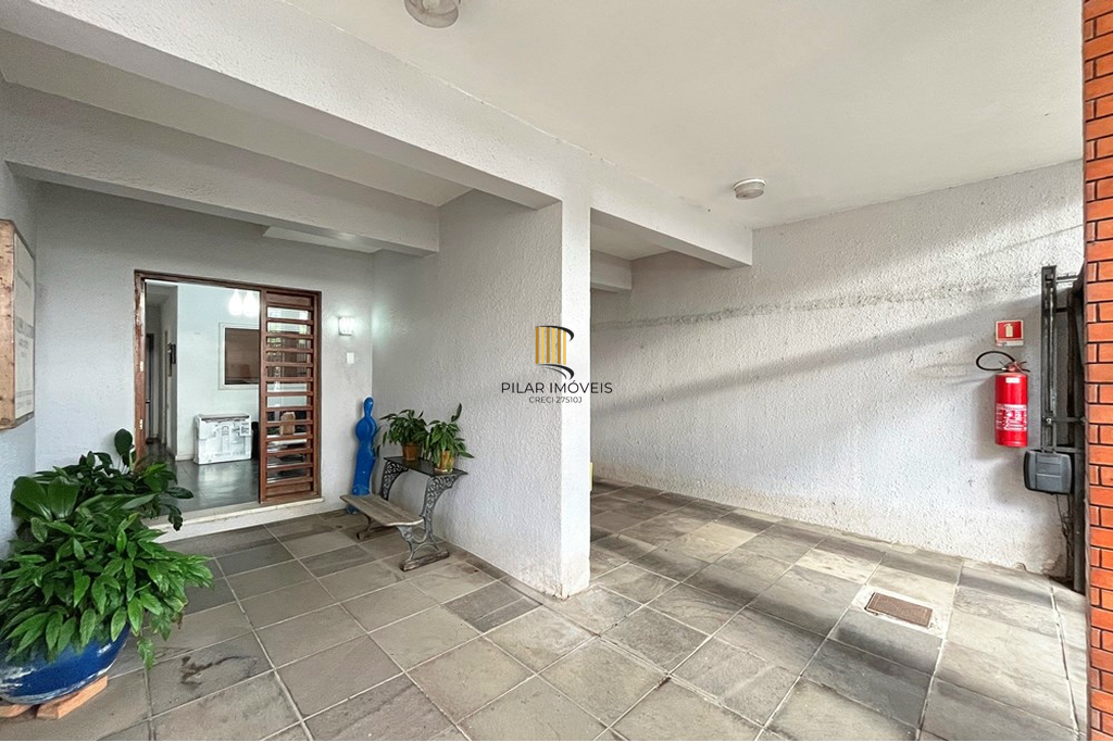 Apartamento 3 dormitórios no bairro Menino Deus