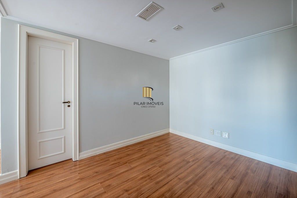 Apartamento 4 dormitórios no bairro Bela Vista