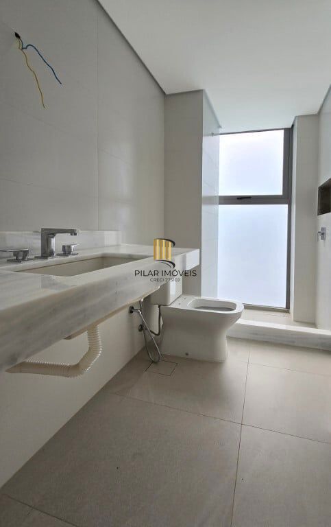Apartamento 3 dormitórios no bairro Três Figueiras