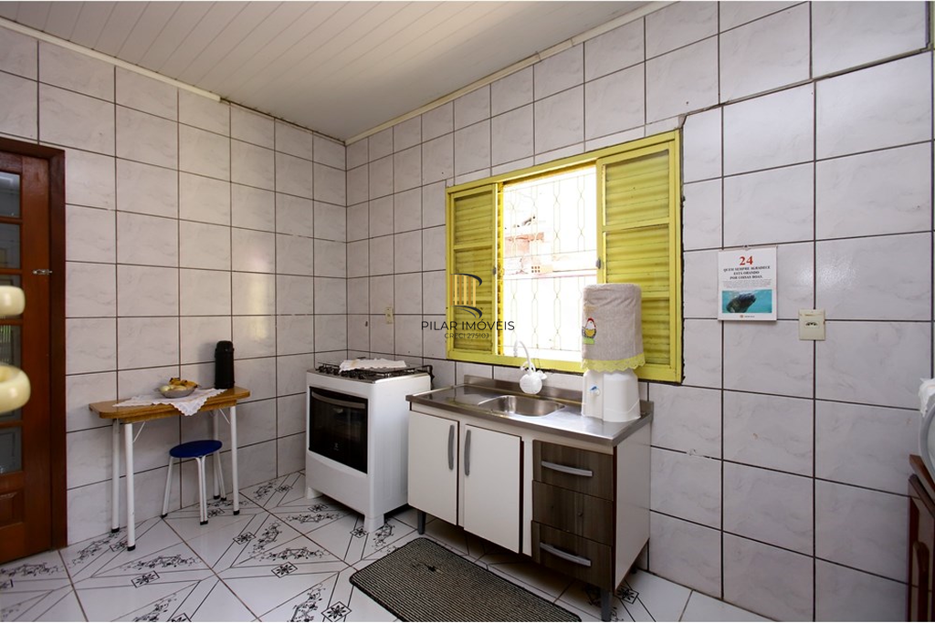 Casa 3 dormitórios no bairro Tarumã