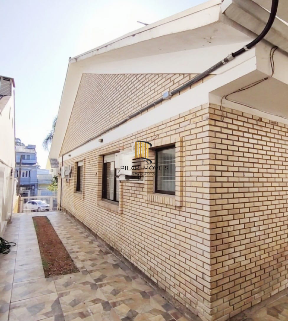 Casa 4 dormitórios no bairro Jardim Itu