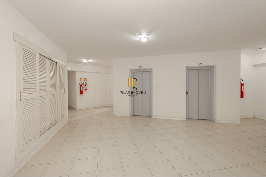 Apartamento 2 dormitórios no bairro Vila Ipiranga