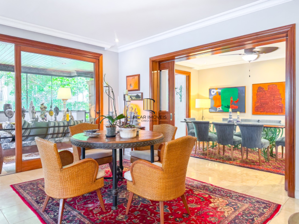 Apartamento 4 dormitórios no bairro Bela Vista