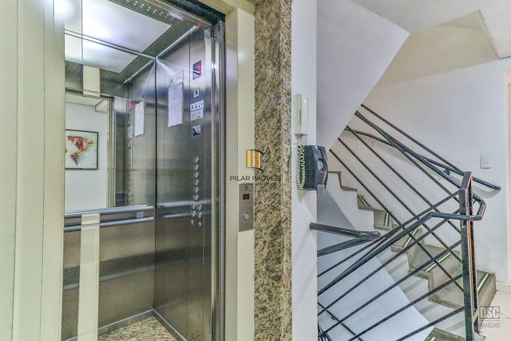 Apartamento 2 dormitórios no bairro Passo da Areia