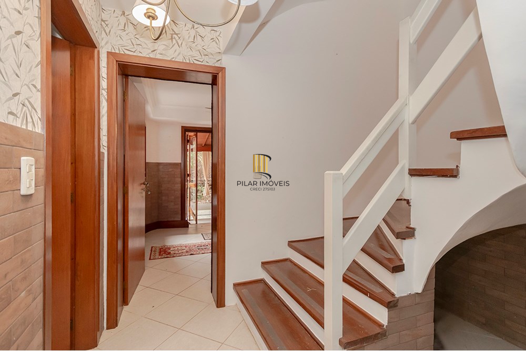 Casa de Condomínio 4 dormitórios no bairro Santa Tereza