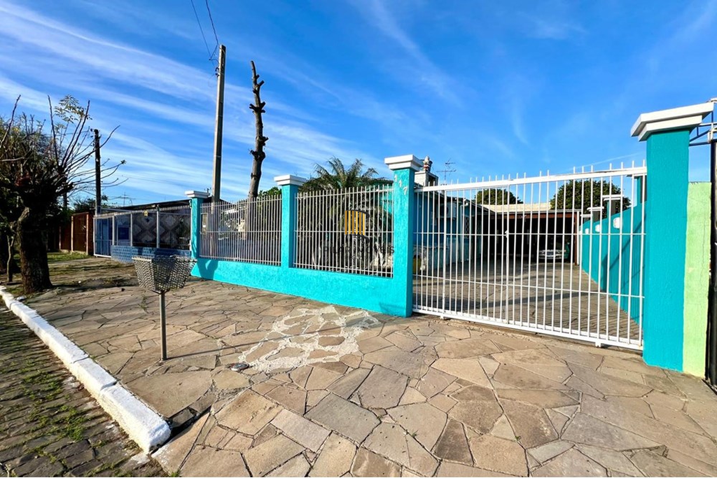 Casa 2 dormitórios no bairro Harmonia
