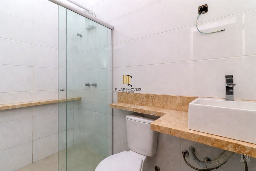 Casa 2 dormitórios no bairro Hípica