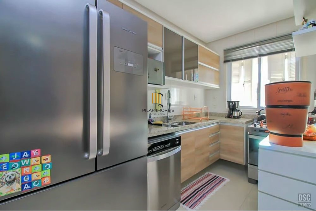 Casa 3 dormitórios no bairro Hípica
