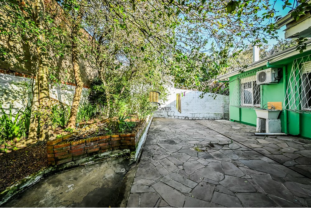 Casa de Condomínio 4 dormitórios no bairro Santa Tereza