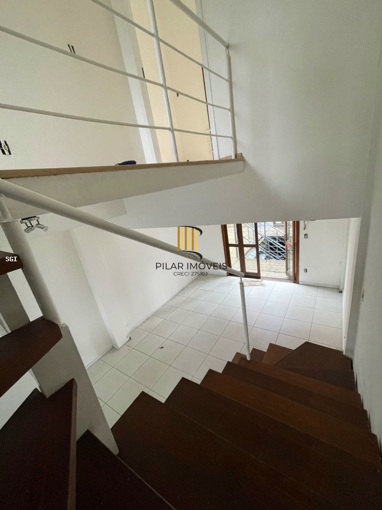 Casa 2 dormitórios no bairro Jardim do Salso