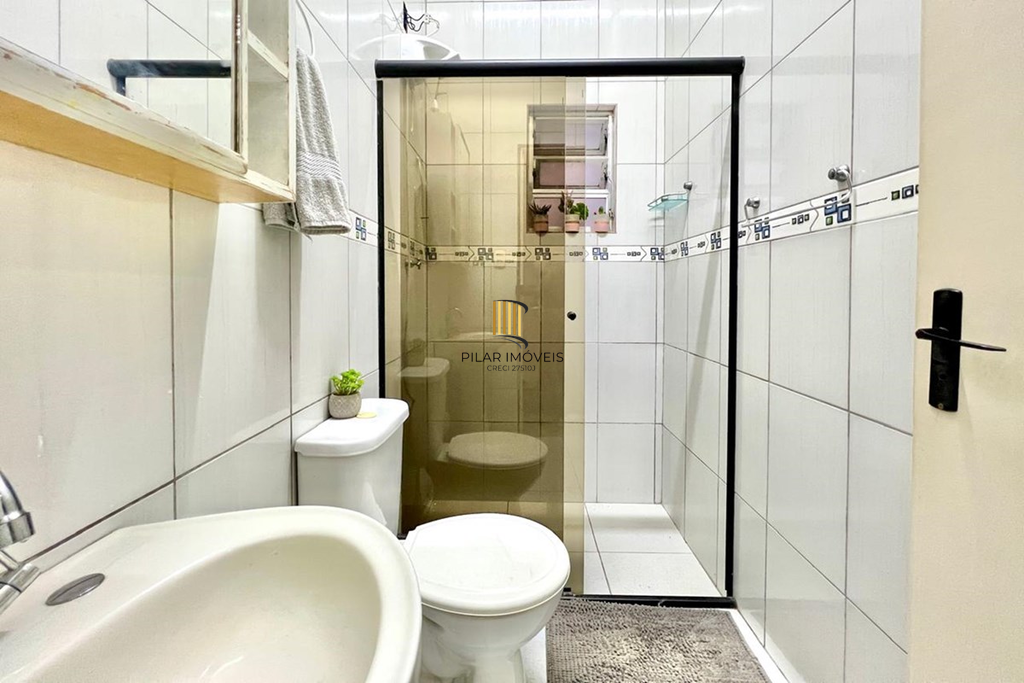 Casa 2 dormitórios no bairro Niterói