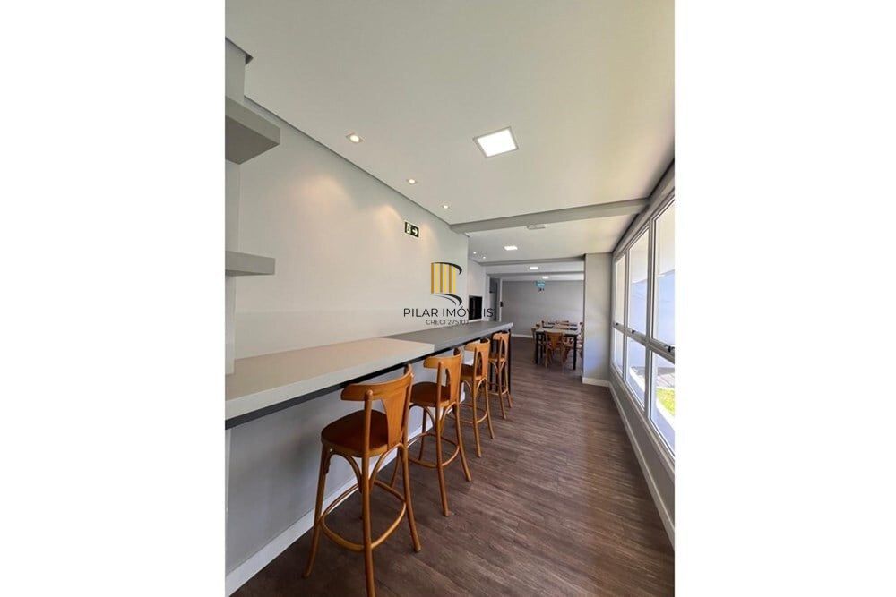 Apartamento 2 dormitórios no bairro Vila Ipiranga